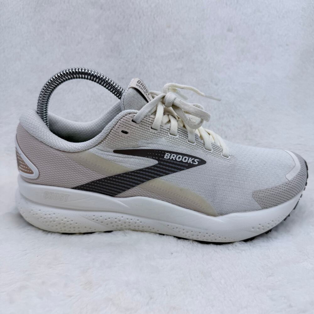 Brooks Ghost 16 Weatherized Womens Off White Size 7.5 Neutral Running Shoes Shoe